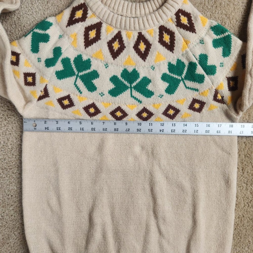 New Shamrock Clover Fair Isle Sweater - Picture 2 of 8